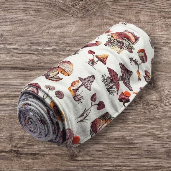 Eco-Friendly Reusable Paper Towels in Mushroom Print - Picture 4 of 4